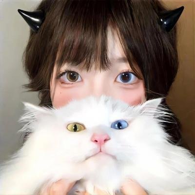 怪笑少女