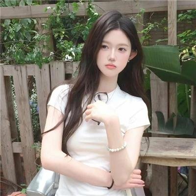 为黛茜小姐开车